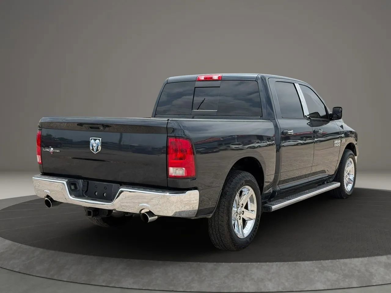 Used 2017 RAM 1500 Lone Star RWD image 5