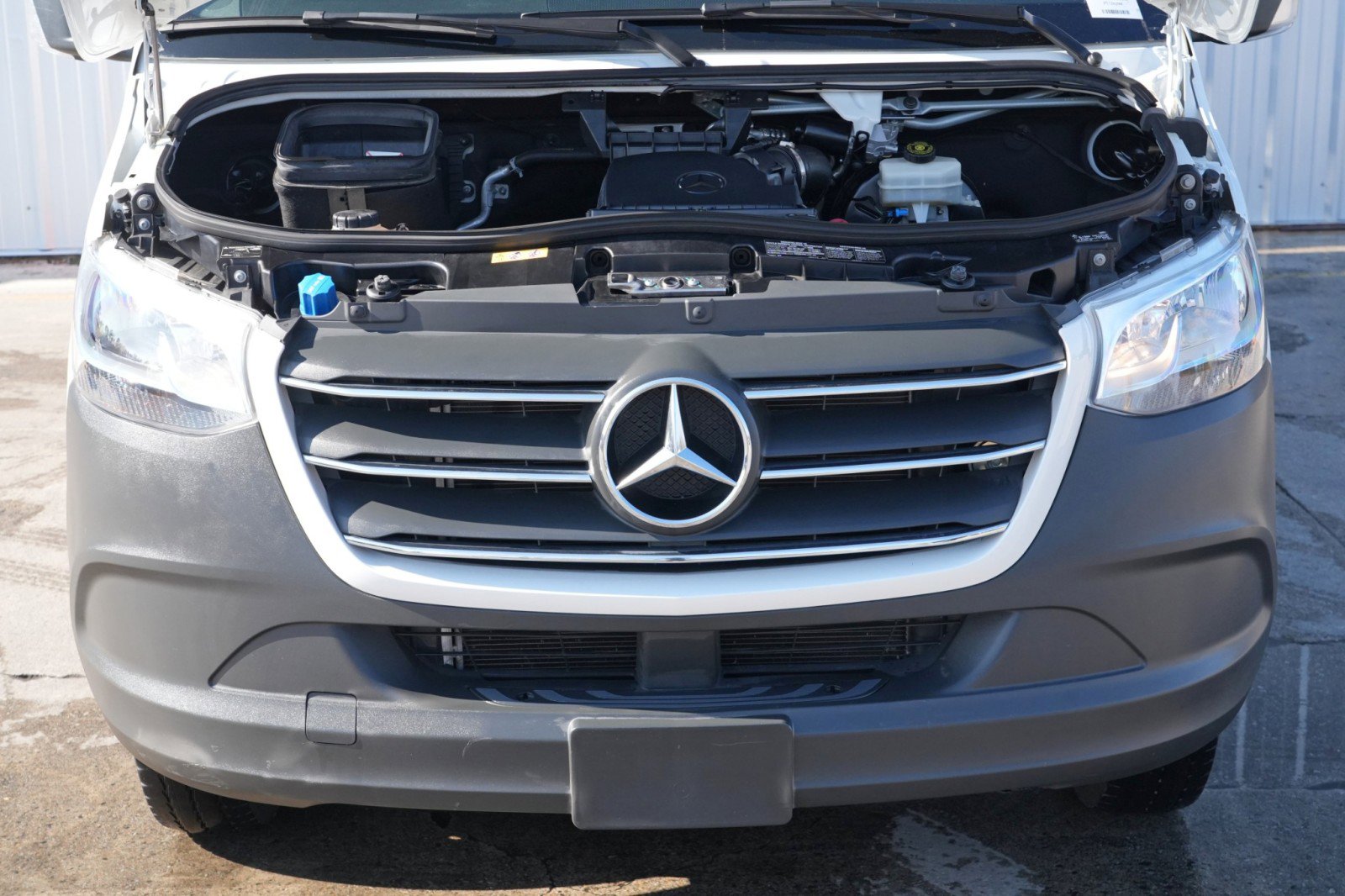 Used 2023 Mercedes-Benz Sprinter 3500 w/ Acoustic Package image 8