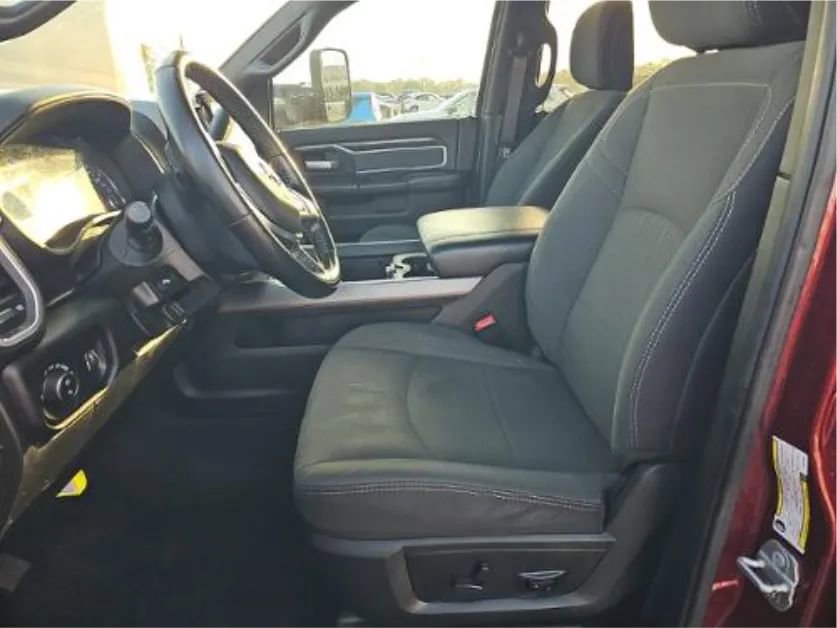 Used 2022 RAM 3500 Big Horn w/ Night Edition image 10