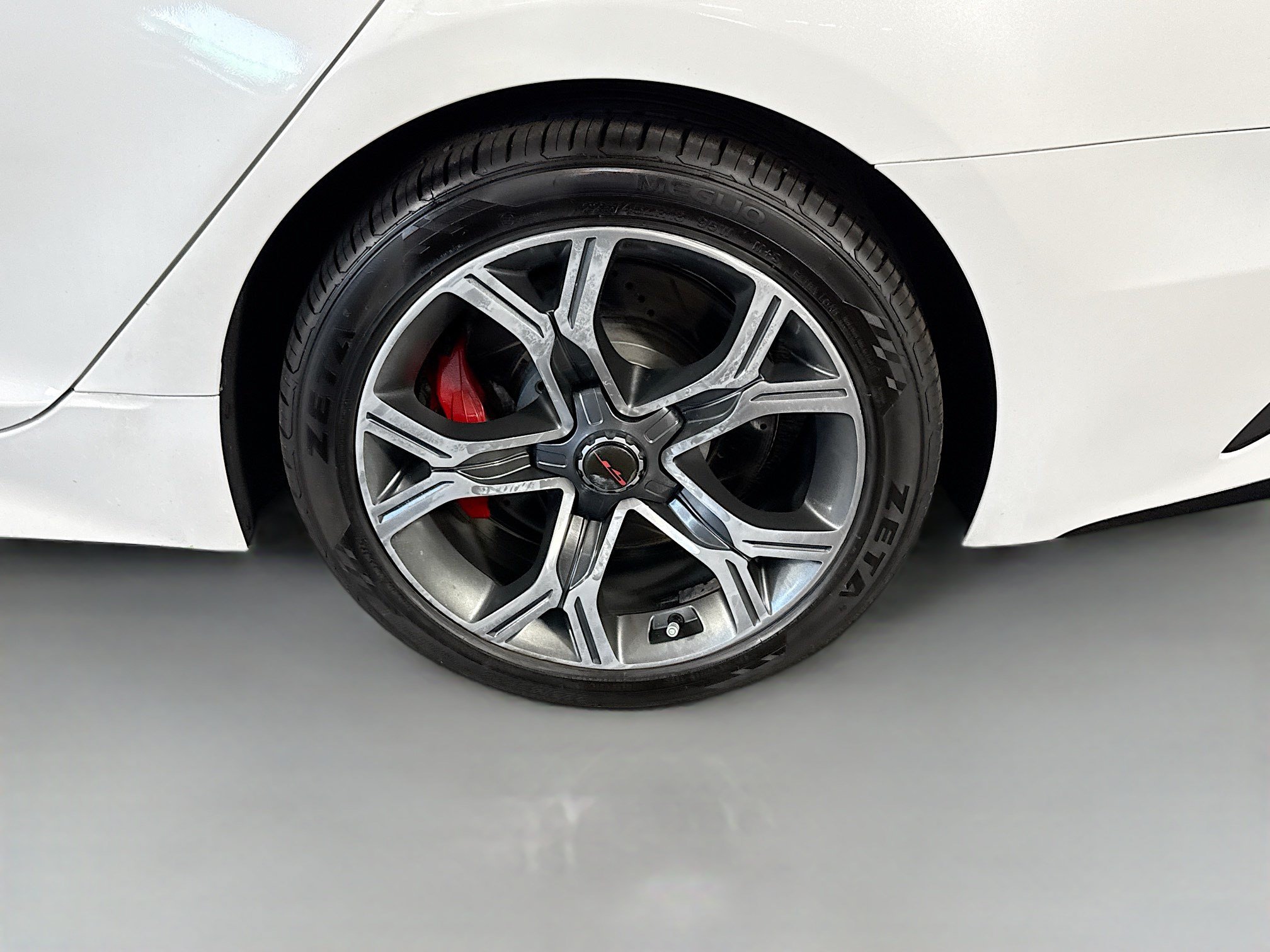 Used 2019 Kia Stinger GT2 AWD/4WD image 37