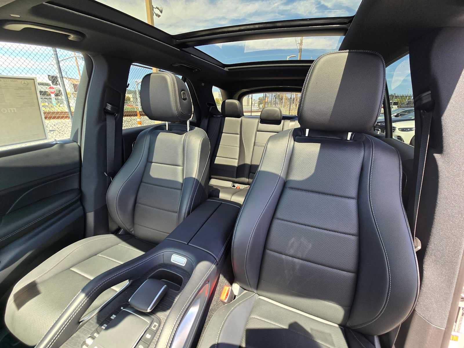 New 2026 Mercedes-Benz GLE 450e 4MATIC image 21