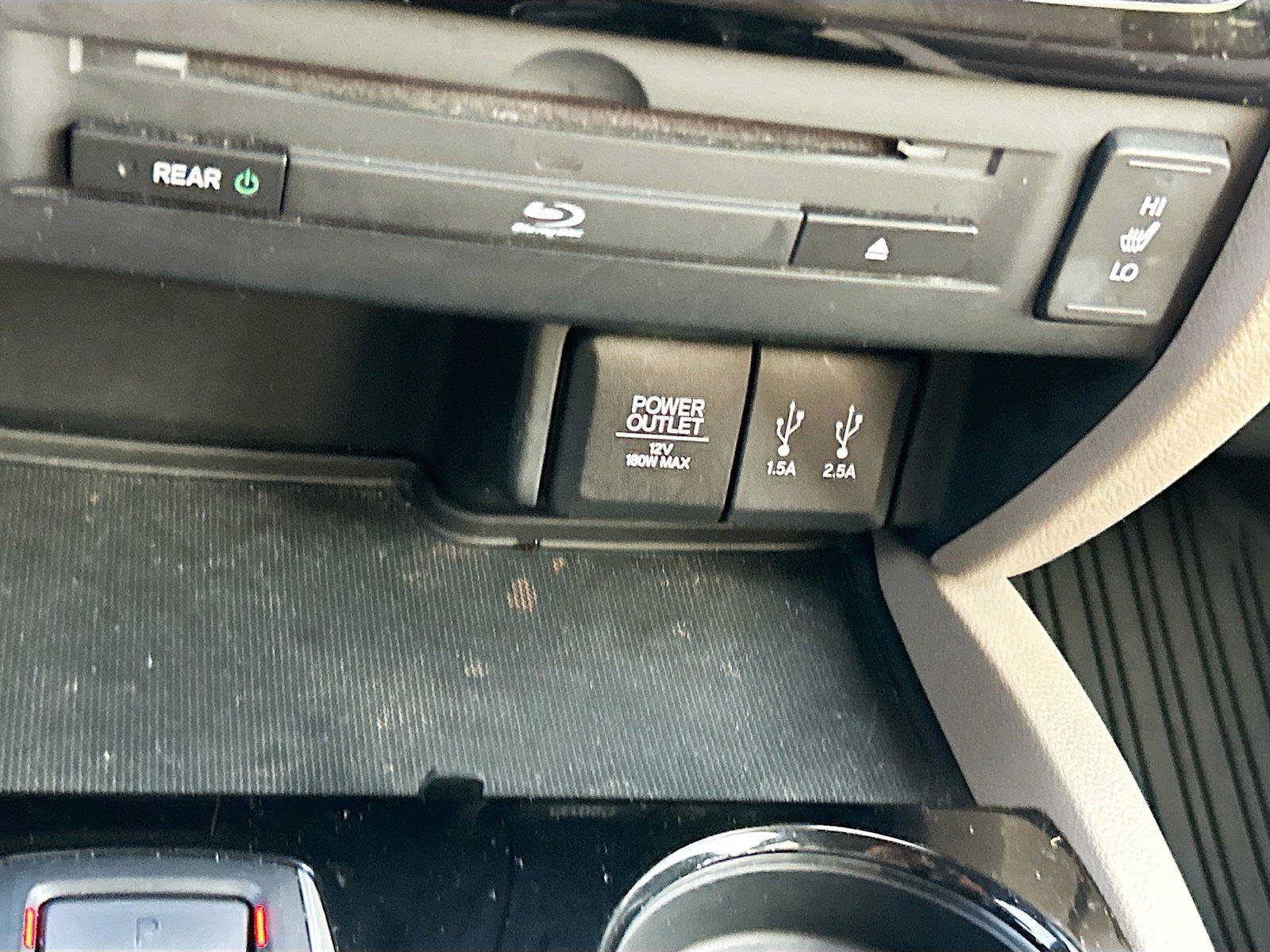 Used 2016 Honda Pilot Touring image 31