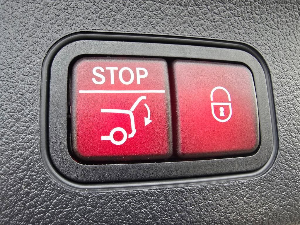 Used 2026 Mercedes-Benz GLA 250 4MATIC image 20