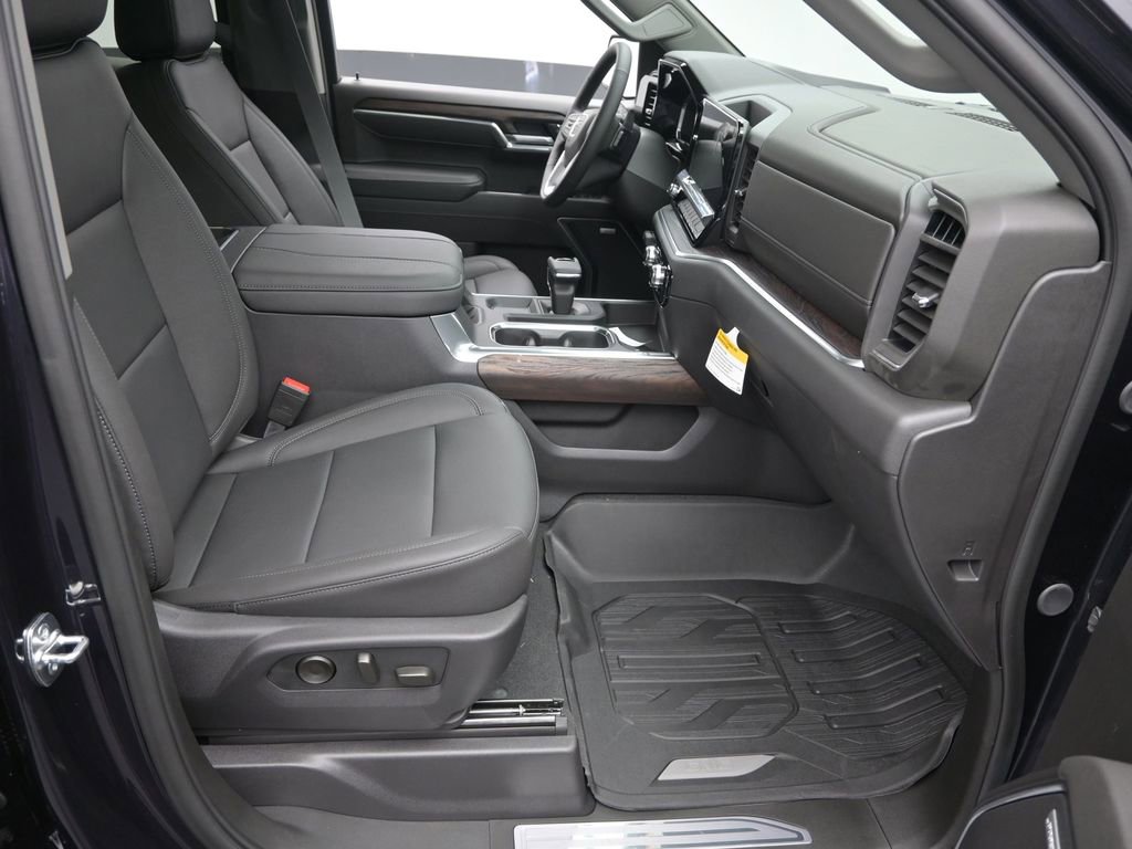 New 2026 GMC Sierra 1500 SLT w/ SLT Premium Plus Package image 7
