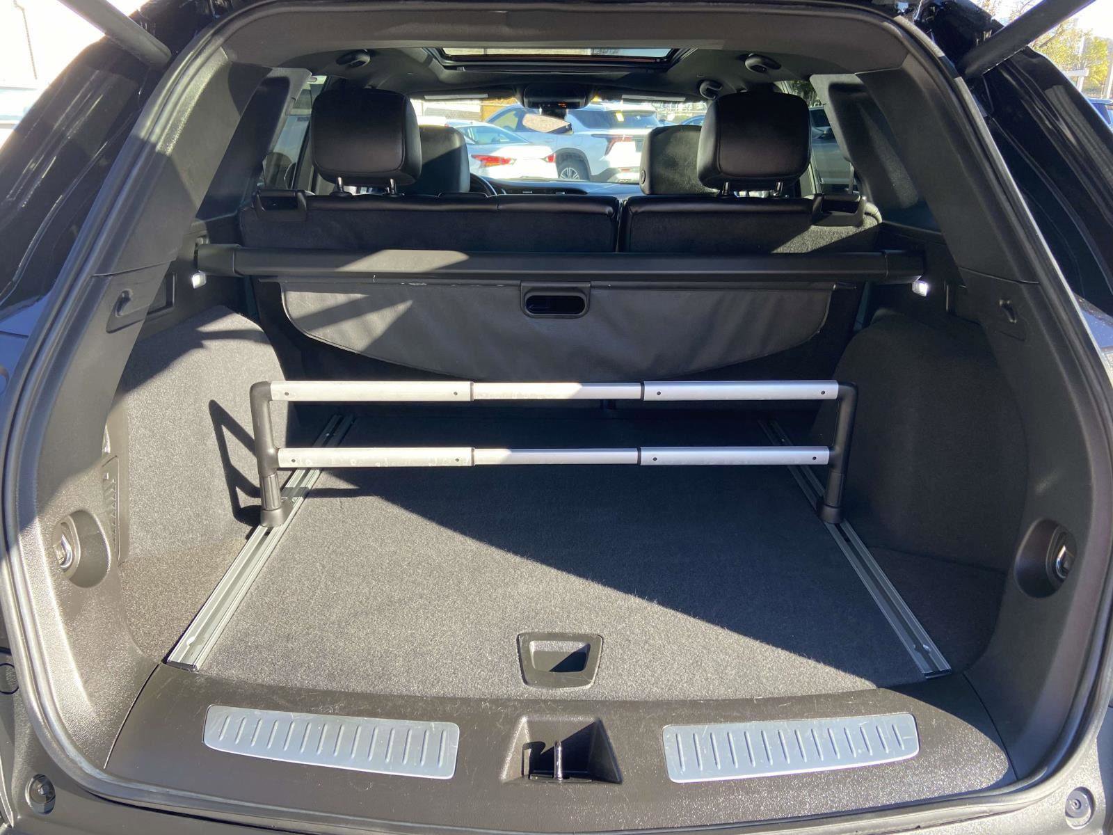 Used 2025 Cadillac XT5 Premium Luxury image 33