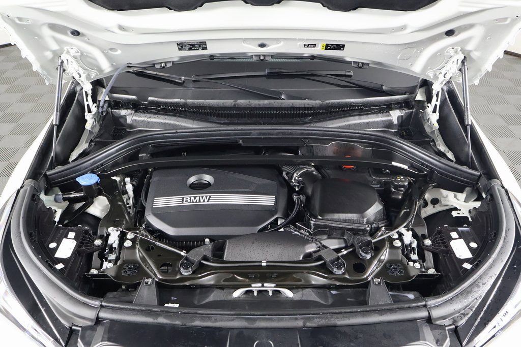 Used 2025 BMW X1 xDrive28i w/ Convenience Package image 15