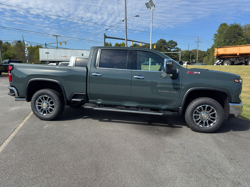 New 2026 Chevrolet Silverado 2500 LTZ w/ LTZ Convenience Package image 3
