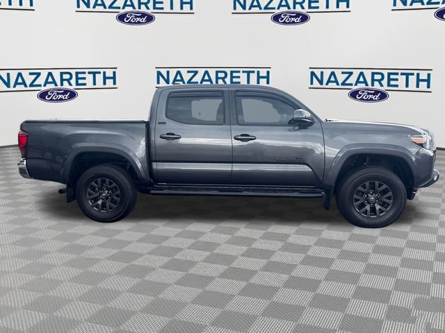 Used 2020 Toyota Tacoma SR5 AWD/4WD image 8