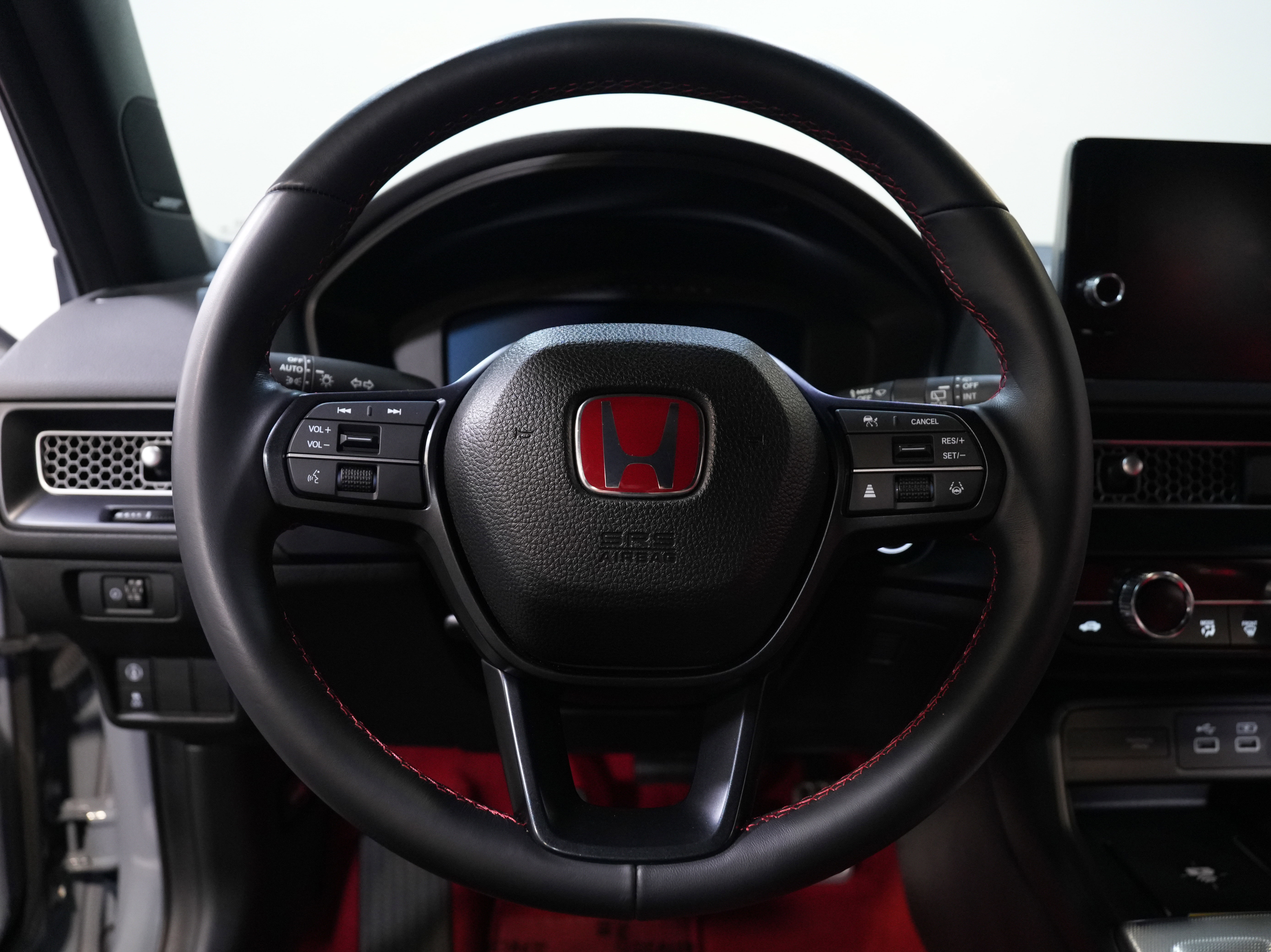 Used 2024 Honda Civic Type R image 40