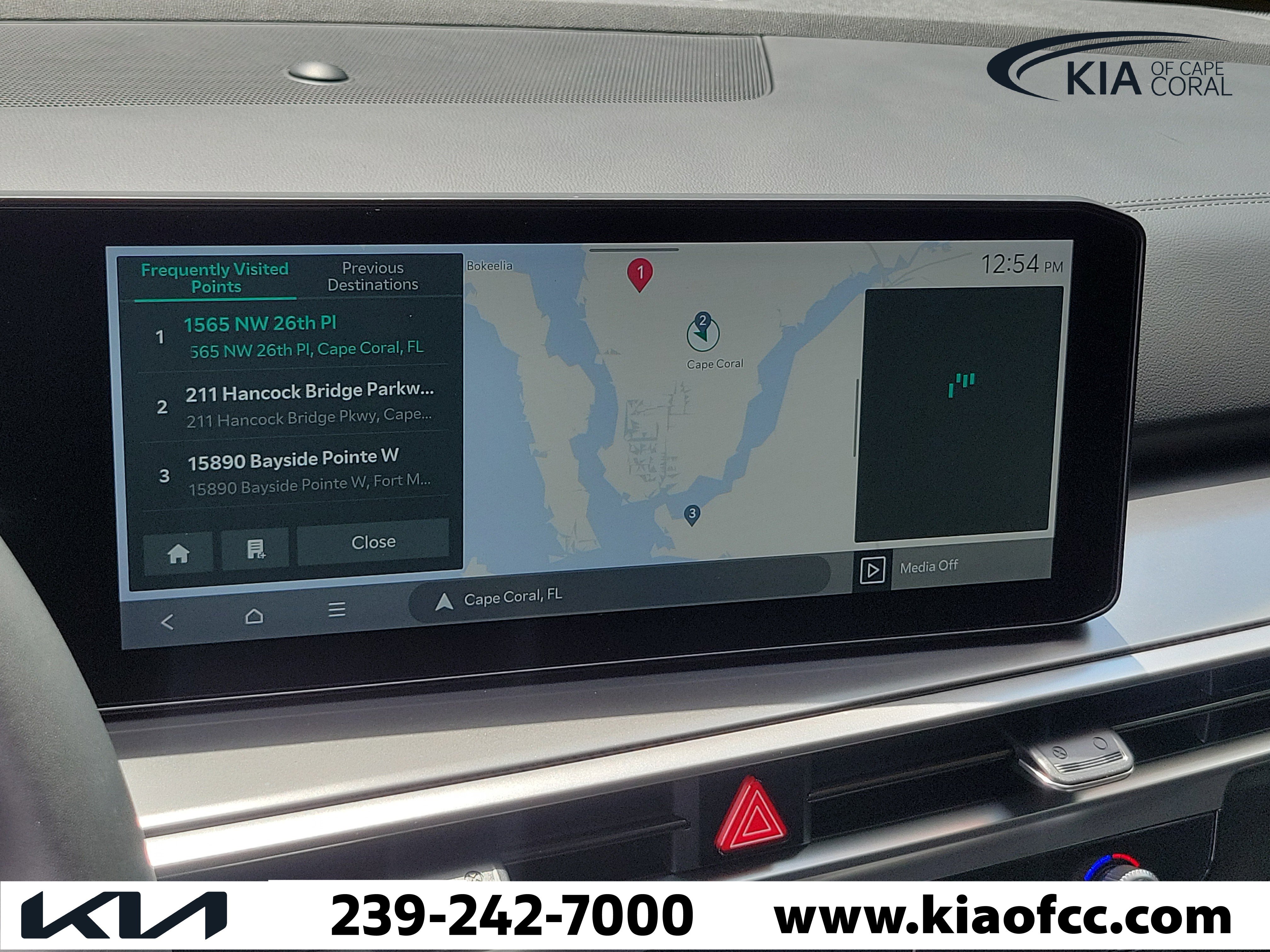 Used 2025 Kia Sorento EX w/ Panoramic Sunroof Package image 25