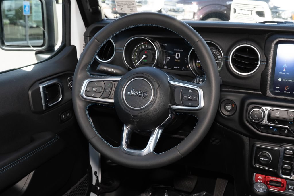 Used 2023 Jeep Wrangler Unlimited Rubicon 4xe AWD/4WD image 19