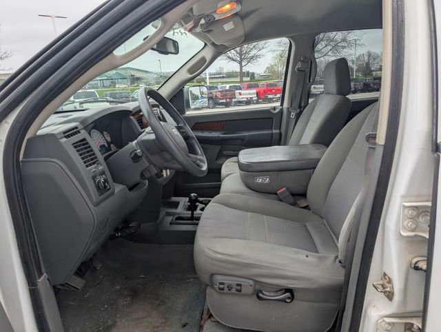 Used 2006 Dodge Ram 2500 Truck SLT w/ Trailer Tow Group AWD/4WD image 2