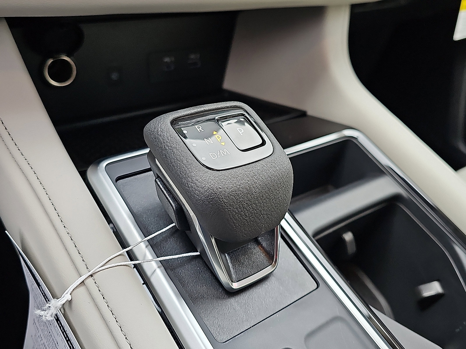 New 2025 Nissan Pathfinder SL image 10