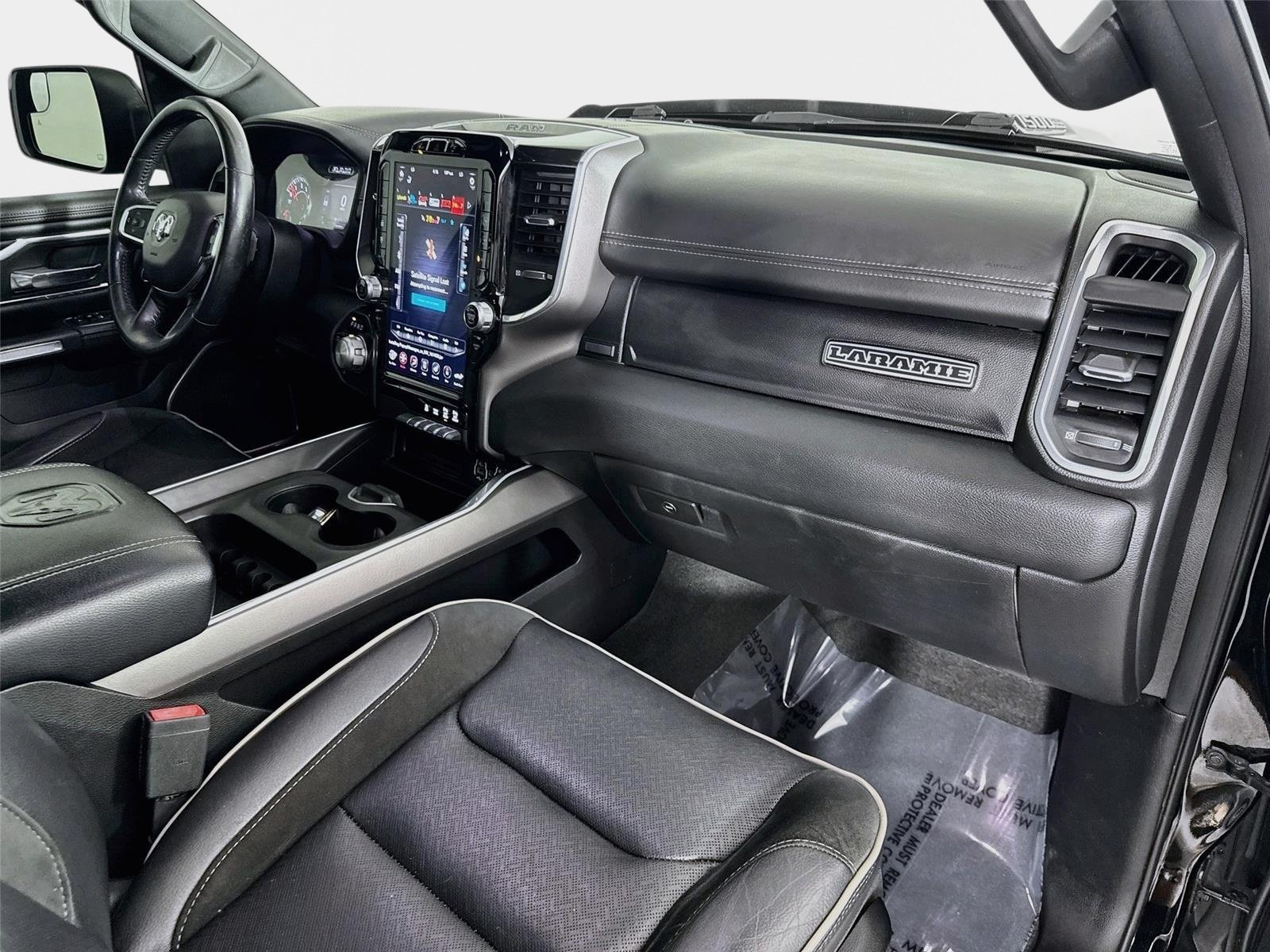 Used 2021 RAM 1500 Laramie AWD/4WD image 28