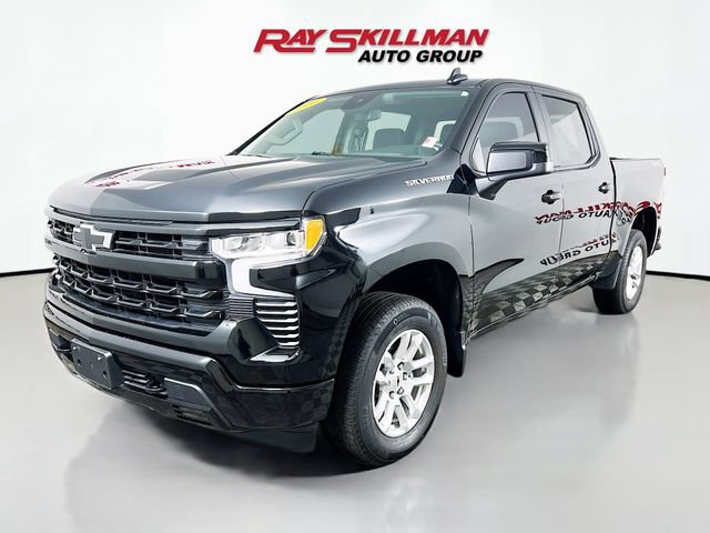 Used 2026 Chevrolet Silverado 1500 RST AWD/4WD image 3