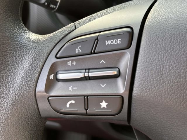 Used 2023 Hyundai Kona SE AWD/4WD image 25
