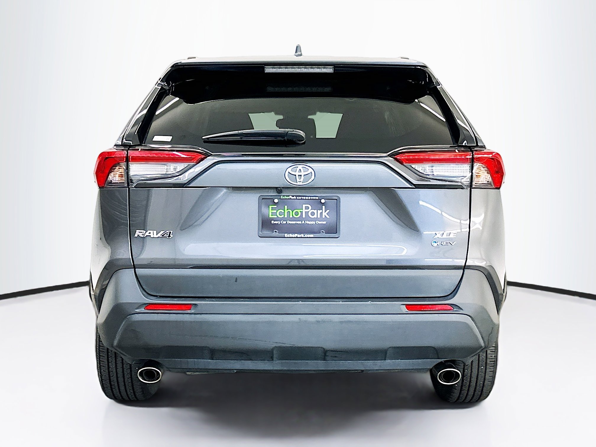 Used 2025 Toyota RAV4 XLE image 7