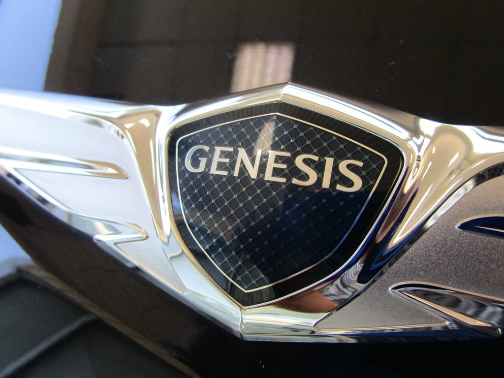 Used 2025 Genesis GV70 2.5T AWD/4WD image 23