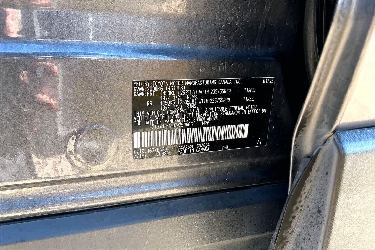 Used 2023 Toyota RAV4 Limited FWD image 34