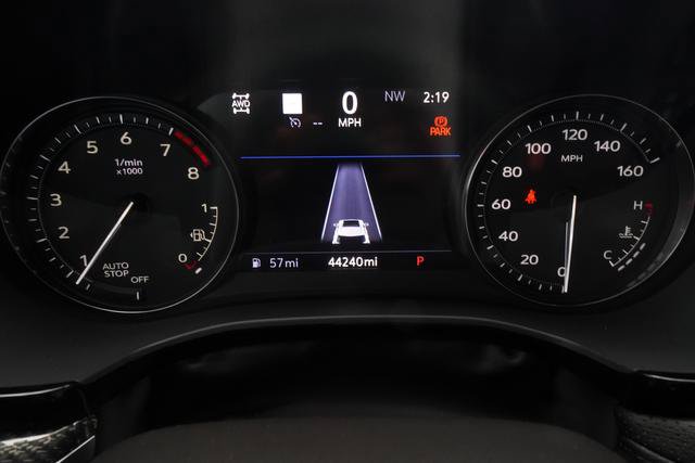 Used 2023 Cadillac XT5 Sportv w/ Technology Package AWD/4WD image 17