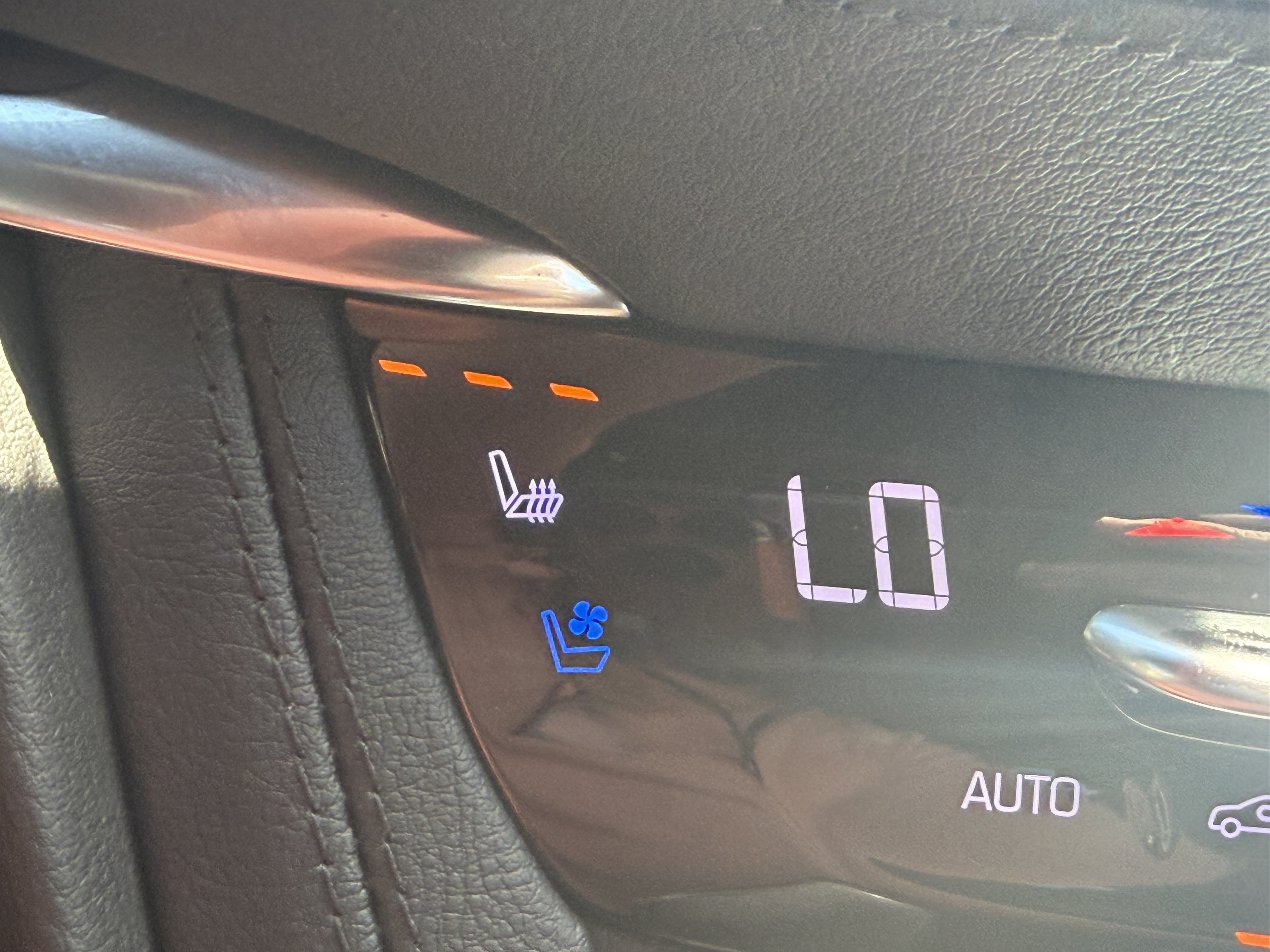 Used 2022 Cadillac XT5 Premium Luxury w/ Technology Package FWD image 20
