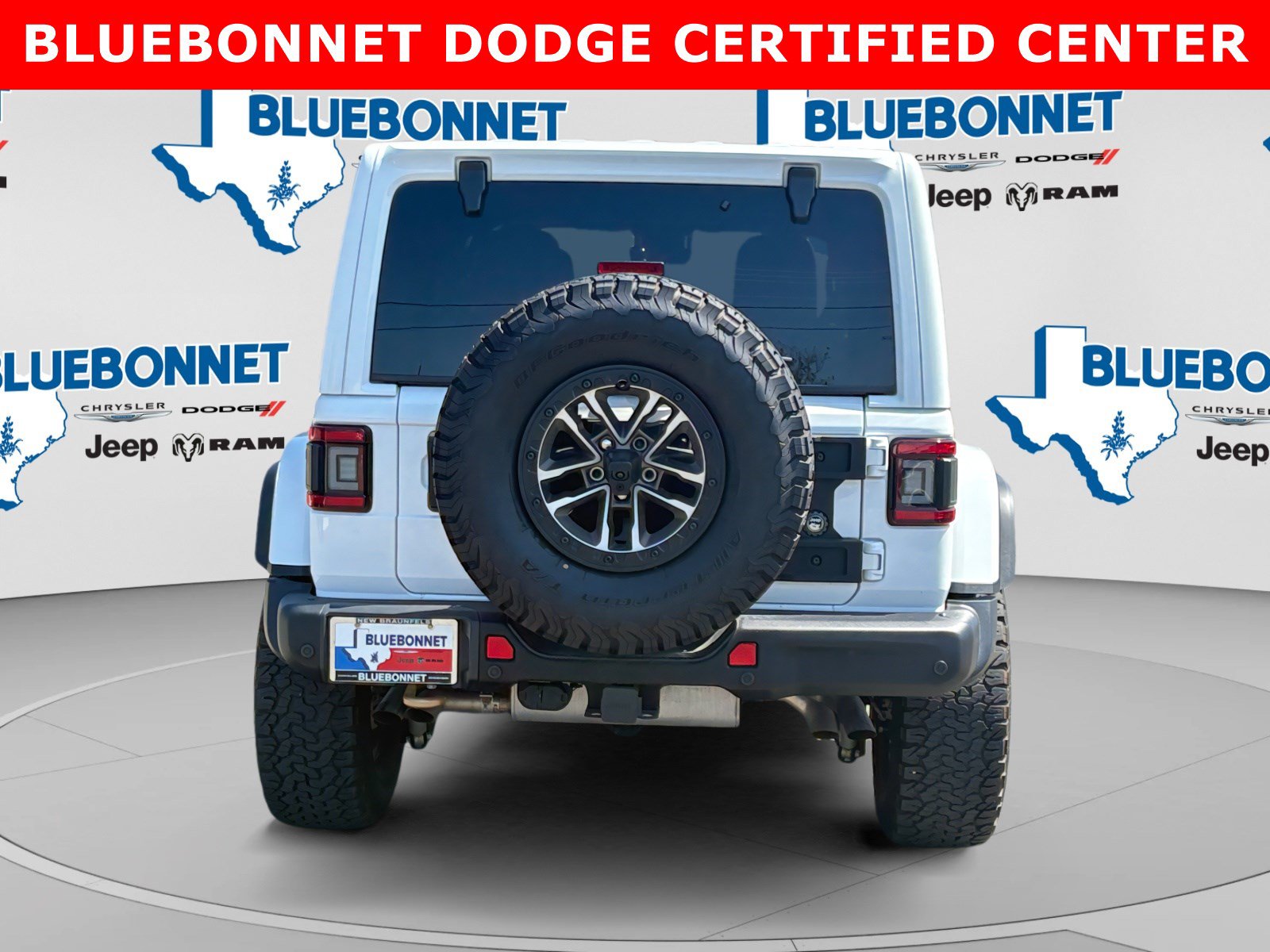 Used 2024 Jeep Wrangler Unlimited Rubicon 392 AWD/4WD image 6