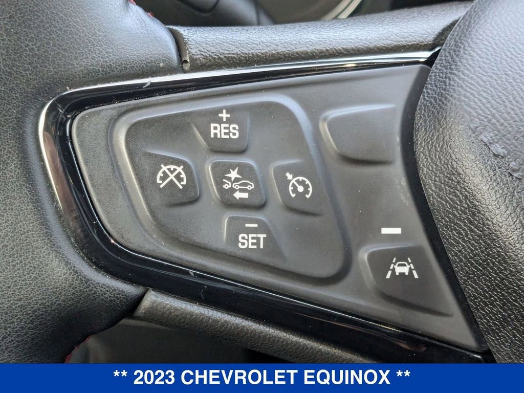 Used 2023 Chevrolet Equinox RS image 17
