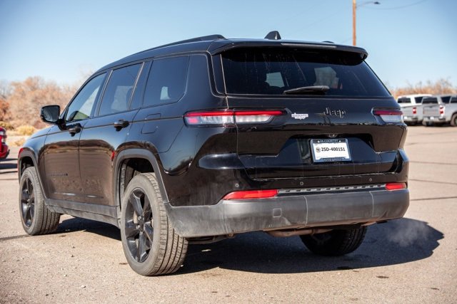 Used 2023 Jeep Grand Cherokee L Laredo image 7