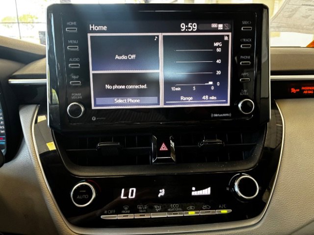 Used 2021 Toyota Corolla LE FWD image 16