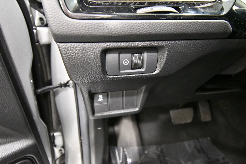 Certified 2025 Honda Civic LX image 18