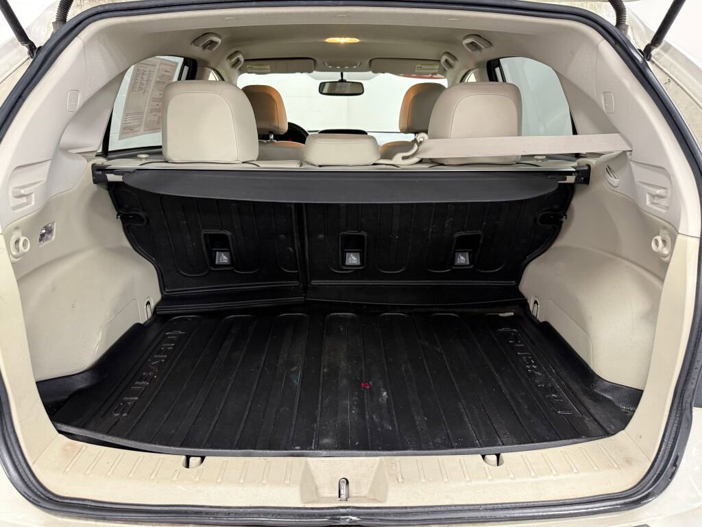 Used 2014 Subaru Crosstrek 2.0i Limited w/ Popular Package #2 image 9