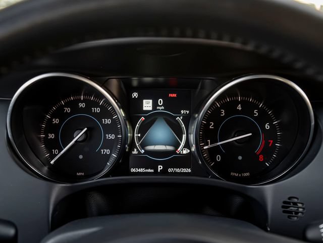 Used 2019 Jaguar F-PACE Premium AWD/4WD image 17