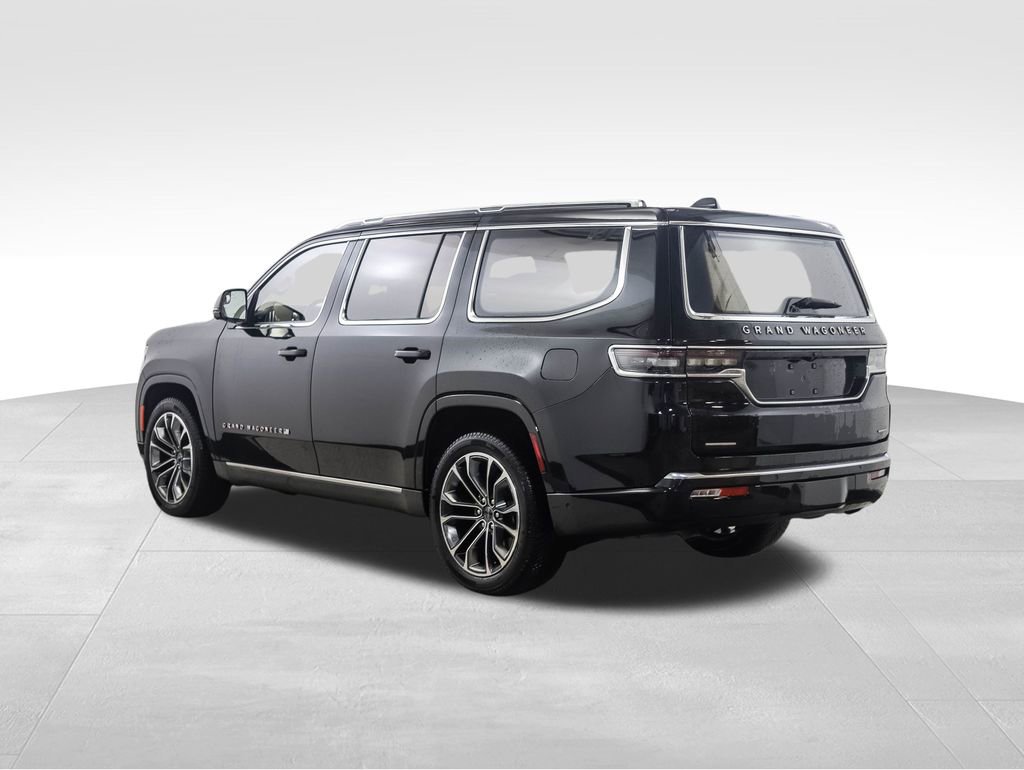 Used 2022 Jeep Grand Wagoneer Series III w/ Rear Seat Video Group 1 image 3