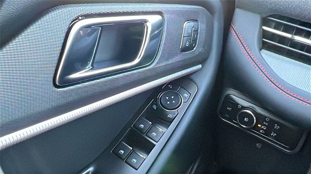 New 2025 Ford Explorer ST-Line w/ Premium Package image 31