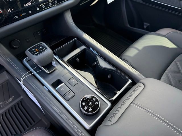 New 2026 Nissan Pathfinder Platinum w/ Cargo Package image 20