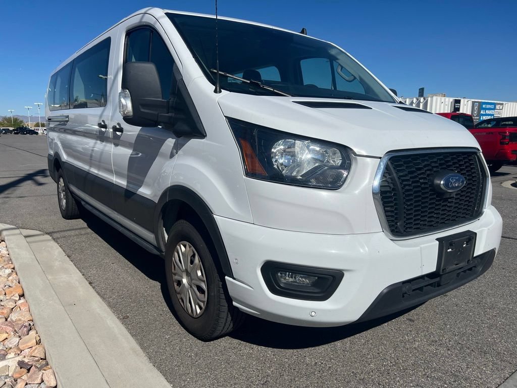 Used 2023 Ford Transit 350 XLT RWD image 4