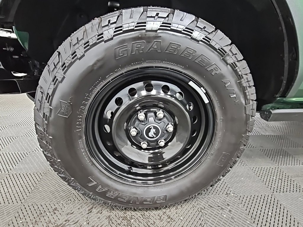 Used 2022 Ford Bronco Black Diamond image 44