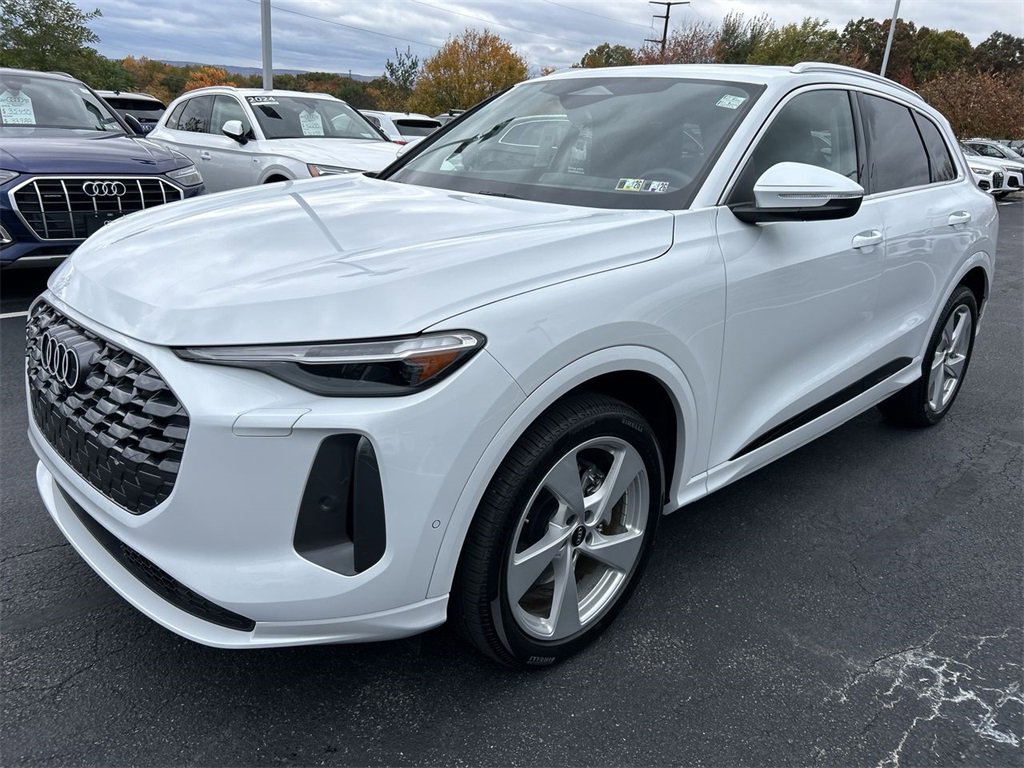 New 2025 Audi Q5 Prestige image 4