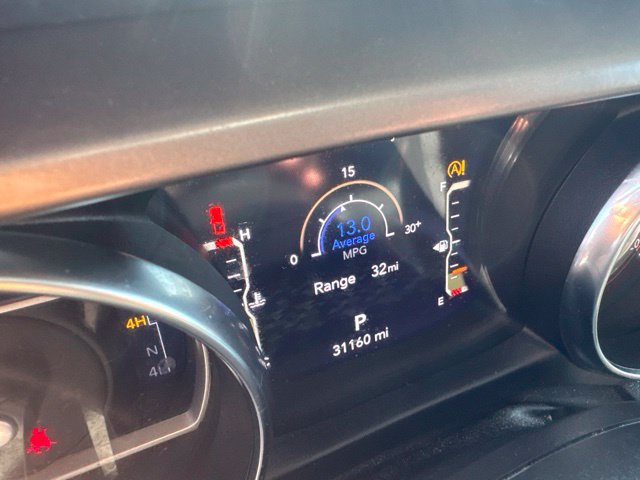 Used 2022 Jeep Gladiator Sport AWD/4WD image 12
