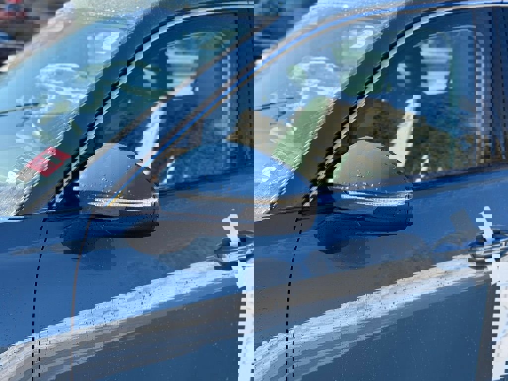 New 2026 Volkswagen Tiguan SE image 17