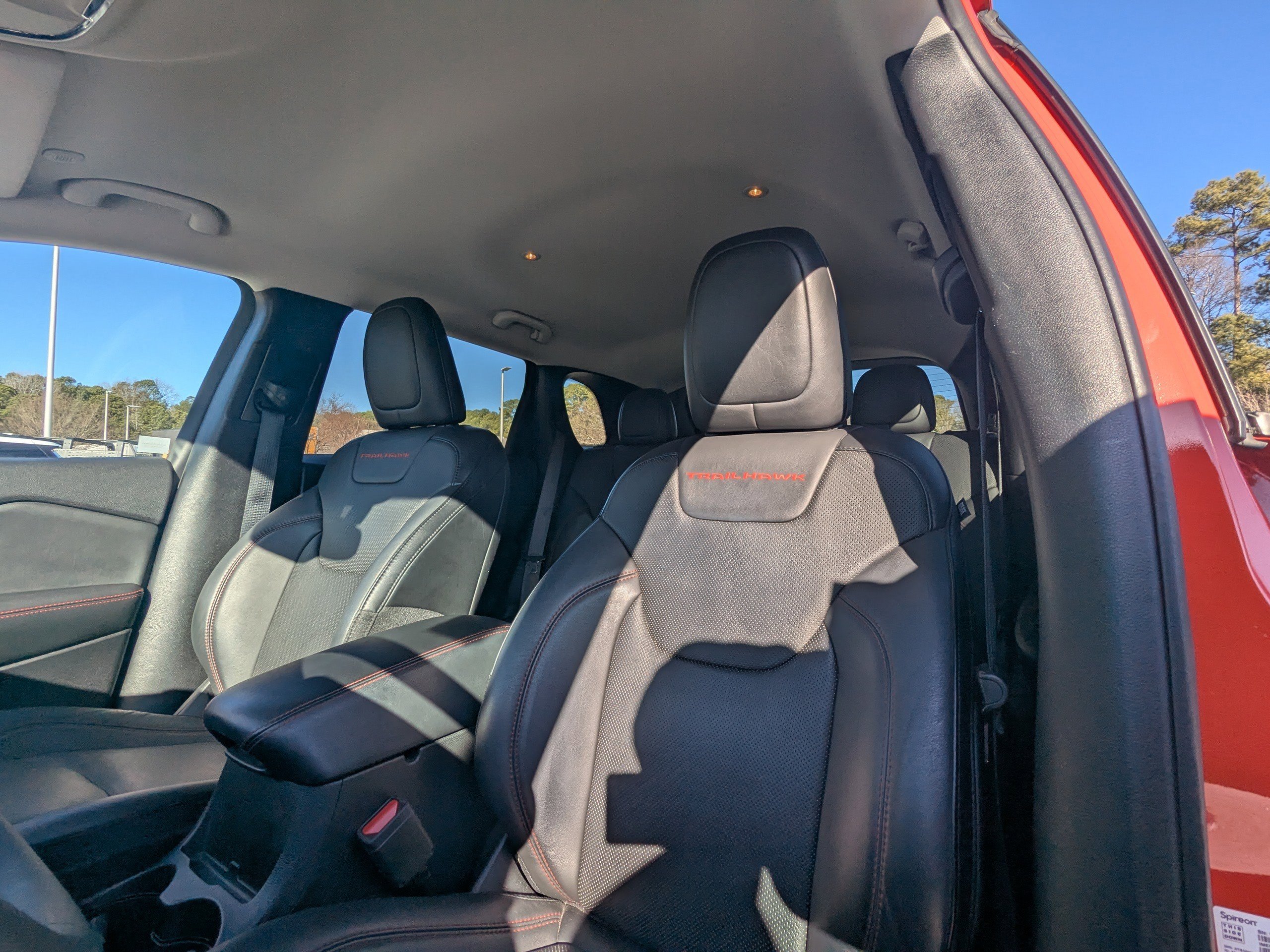 Used 2021 Jeep Cherokee Trailhawk w/ Premium Leather Package image 9