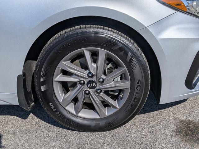 Used 2020 Kia Optima LX image 10