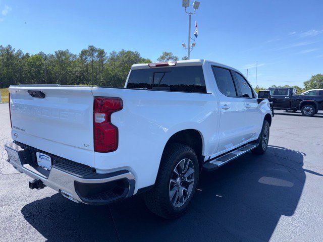 Used 2023 Chevrolet Silverado 1500 LT AWD/4WD image 3