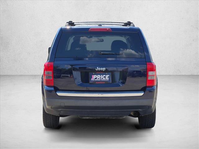 Used 2014 Jeep Patriot Latitude w/ Freedom Edition Package FWD image 6