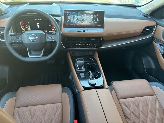 New 2026 Nissan Rogue Platinum w/ Platinum Premium Package image 2
