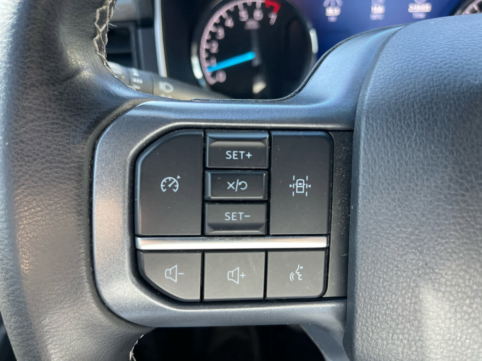 Used 2023 Ford F150 XLT w/ Equipment Group 302A High image 12