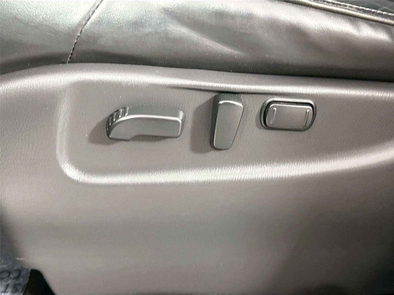 Used 2019 INFINITI QX80 Luxe image 32