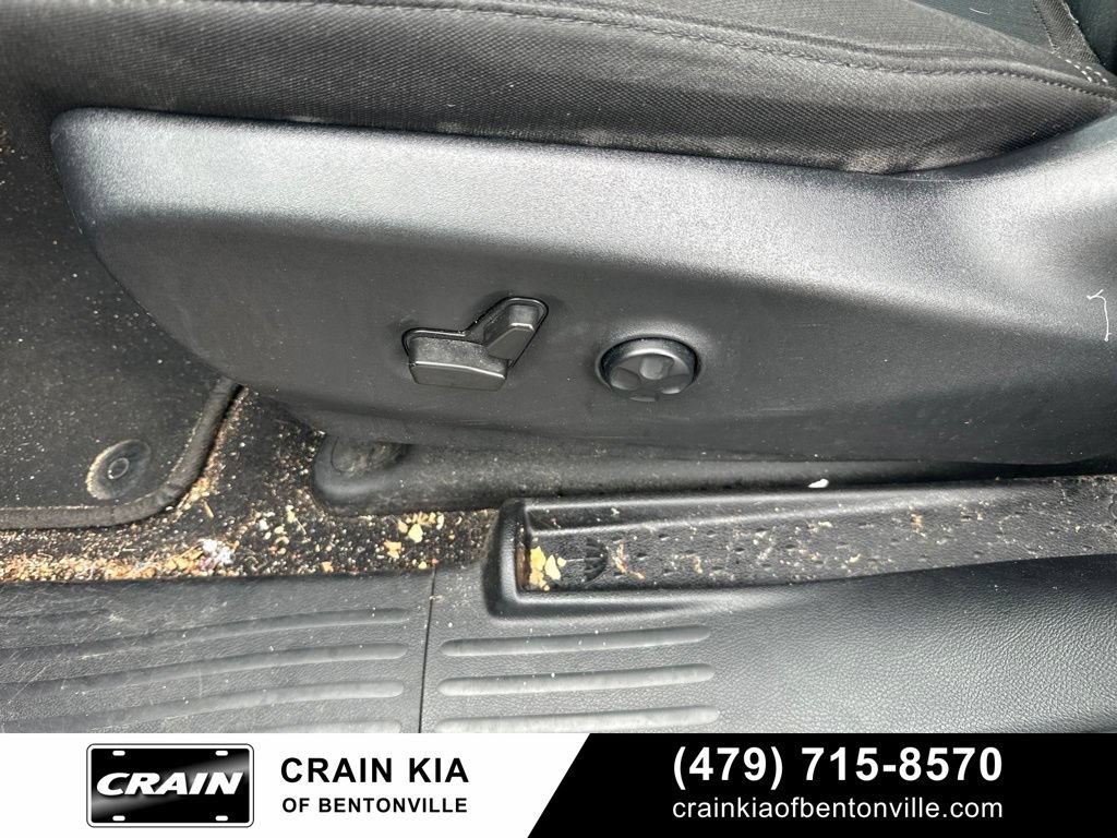 Used 2021 Chrysler Pacifica Touring w/ S Appearance Package FWD image 13