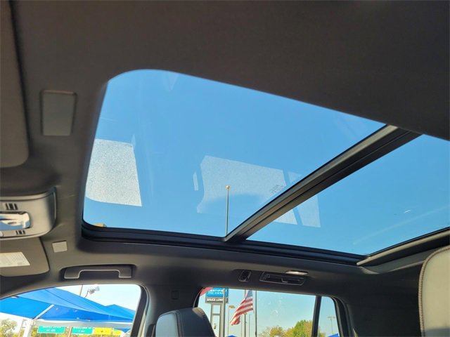 New 2026 Chevrolet Tahoe High Country image 13