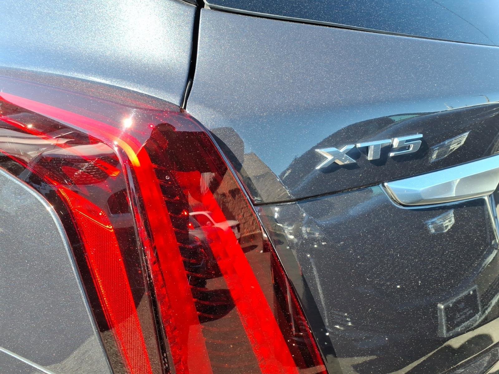 Certified 2023 Cadillac XT5 Premium Luxury image 9